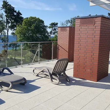 Klifowarewal Z Widokiem Na Morze Apartment Rewal