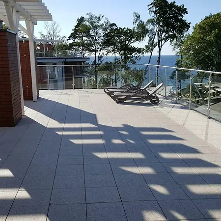 Klifowarewal Z Widokiem Na Morze Apartment Rewal