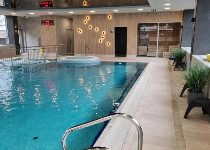 Klifowarewal Z Widokiem Na Morze