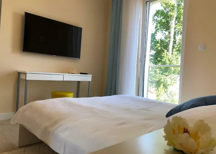 Klifowarewal Z Widokiem Na Morze *